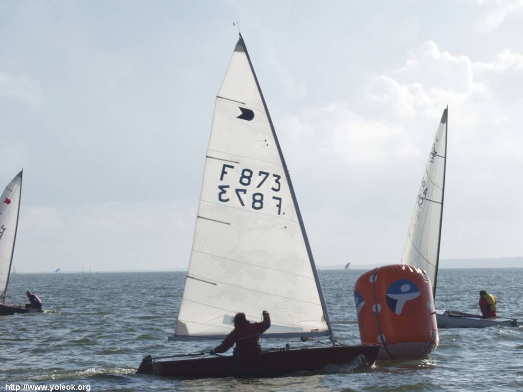 Yole-OK-Dinghy_FRA873-c_Hourtin03.jpg